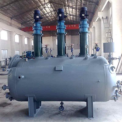 四川閉式帶人孔結(jié)構(gòu)磁力反應(yīng)釜